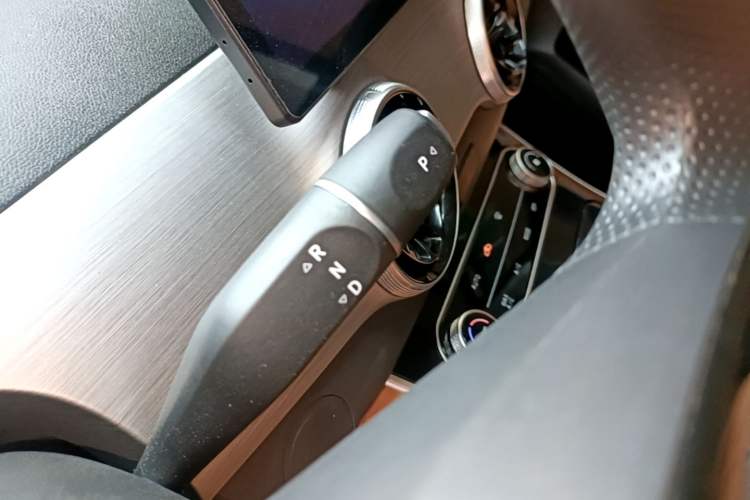 Used FORTHING Xinghai T5 2026 Model 530km Prestige Edition Gear Lever
