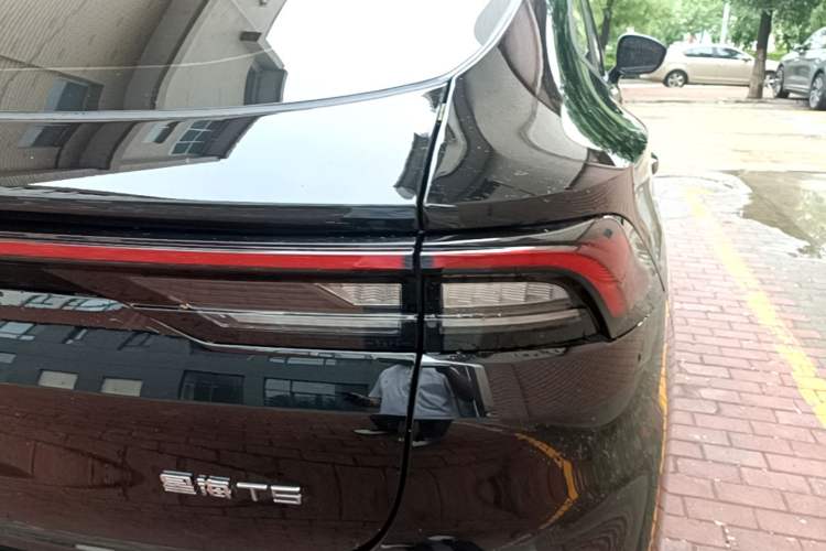 Used FORTHING Xinghai T5 2026 Model 530km Prestige Edition Right Rear Taillight