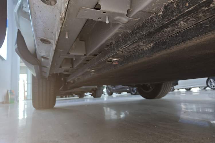 Used FORTHING Xinghai T5 2026 Model 530km Prestige Edition Right Side Sill