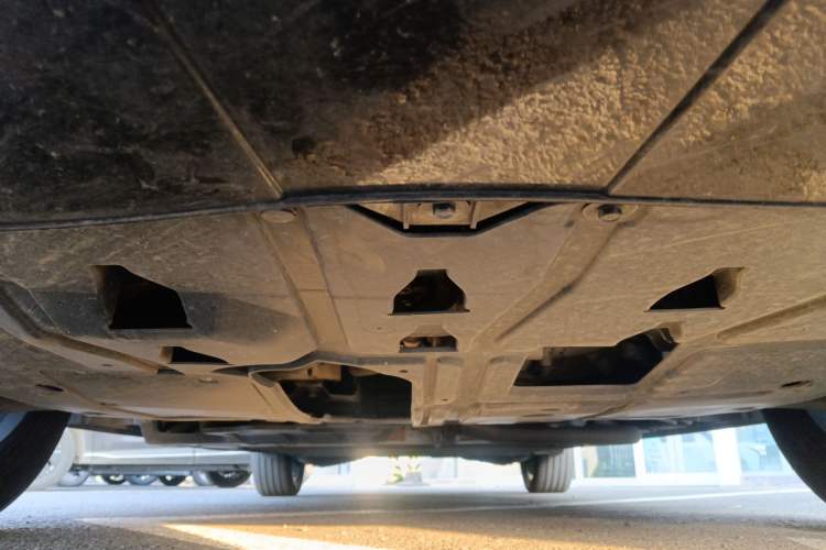 Used FORTHING Xinghai V9 2024 1.5TD 200km Qingyunti Series Premium Version Chassis Front