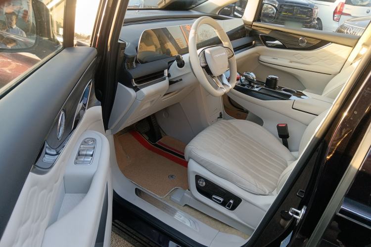 Used FORTHING Xinghai V9 2024 1.5TD 200km Qingyunti Series Premium Version Driver Seat