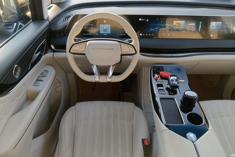 Used FORTHING Xinghai V9 2024 1.5TD 200km Qingyunti Series Premium Version Steering Wheel