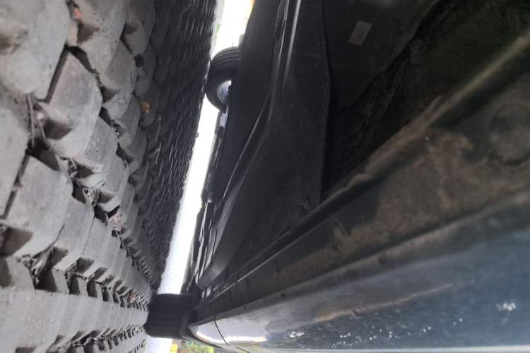 Used FORTHING Xinghai V9 2024 1.5TD 100km Chinese Knot Series Performance Edition Chassis Front Left