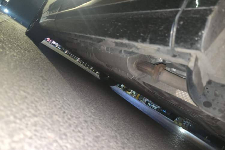 Used FORTHING Xinghai V9 2024 1.5TD 100km Chinese Knot Series Luxury Version Chassis Rear Left