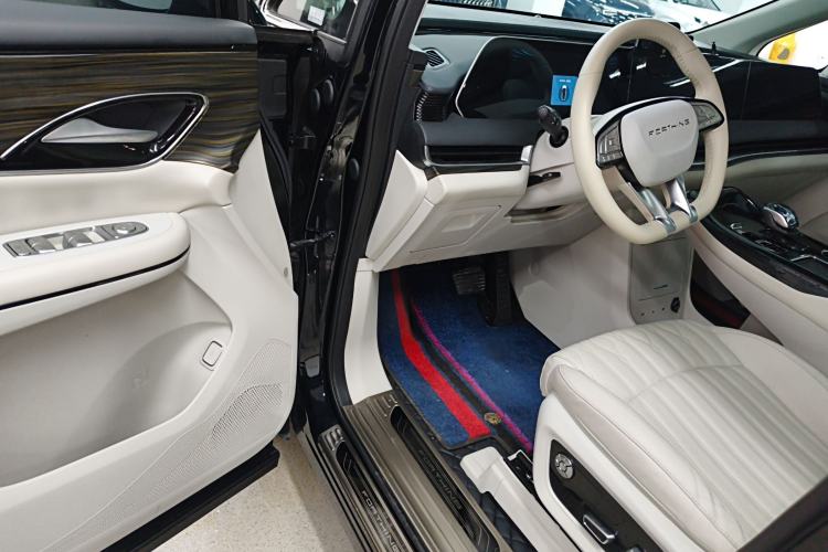 Used FORTHING Xinghai V9 2024 1.5TD 200km Qingyunti Series Premium Version Driver Seat