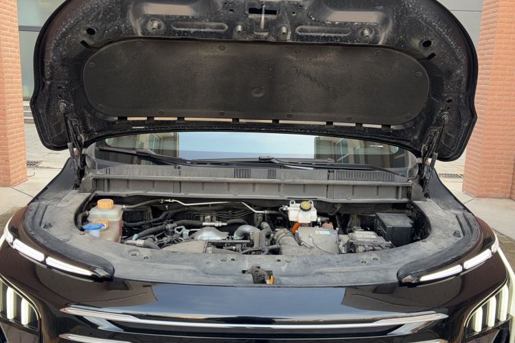 Used FORTHING Xinghai V9 2024 1.5TD 200km Qingyunti Series Premium Version Engine Bay