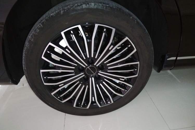 Used FORTHING Xinghai V9 2024 1.5TD 200km Qingyunti Series Flagship Edition Exterior 3