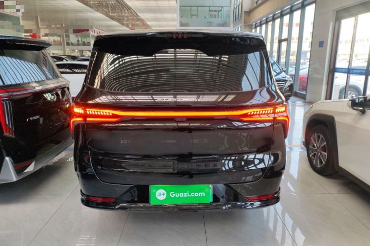 Used FORTHING Xinghai V9 2024 1.5TD 200km Chinese Knot Series Luxury Version Exterior 4