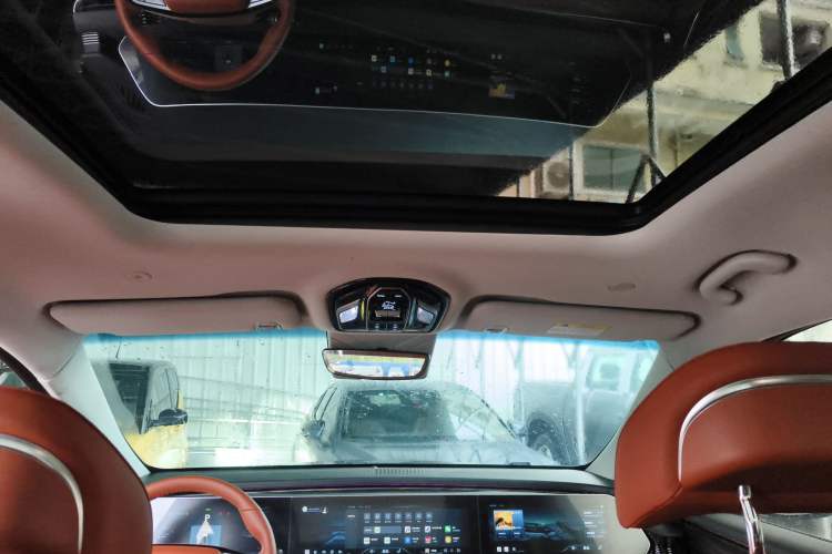 Used FORTHING Xinghai V9 2024 1.5TD 200km Qingyunti Series Premium Version Headliner