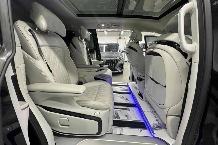 Used FORTHING Xinghai V9 2024 1.5TD 200km Qingyunti Series Premium Version Interior 2