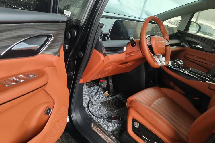 Used FORTHING Xinghai V9 2024 1.5TD 200km Qingyunti Series Premium Version Interior 3