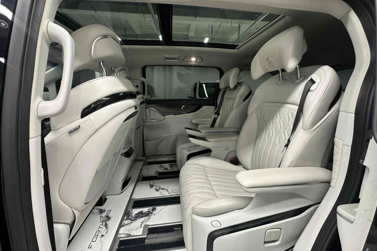 Used FORTHING Xinghai V9 2024 1.5TD 200km Qingyunti Series Premium Version Interior 3