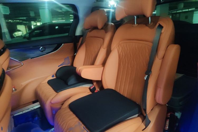 Used FORTHING Xinghai V9 2024 1.5TD 200km Chinese Knot Series Premium Edition Interior 4