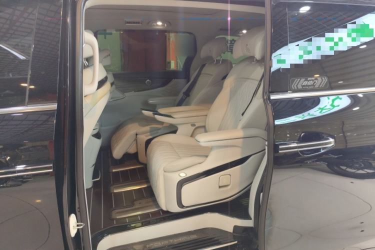 Used FORTHING Xinghai V9 2024 1.5TD 200km Qingyunti Series Premium Version Interior 4