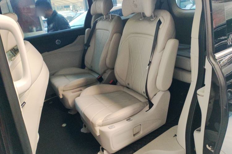 Used FORTHING Xinghai V9 2024 1.5TD 200km Chinese Knot Series Luxury Version Interior 4