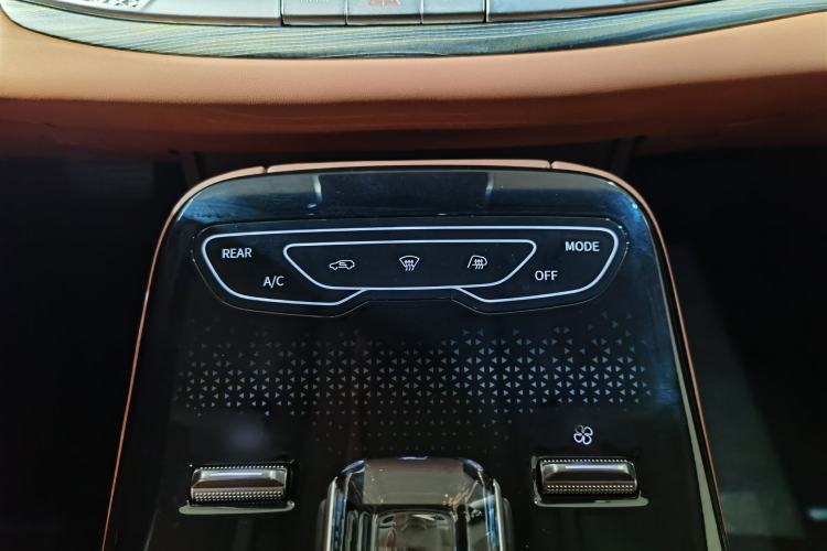 Used FORTHING Xinghai V9 2024 1.5TD 200km Qingyunti Series Flagship Edition Interior 6