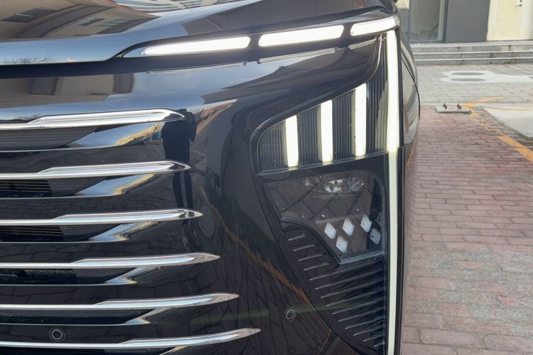 Used FORTHING Xinghai V9 2024 1.5TD 200km Qingyunti Series Premium Version Left Front Headlight