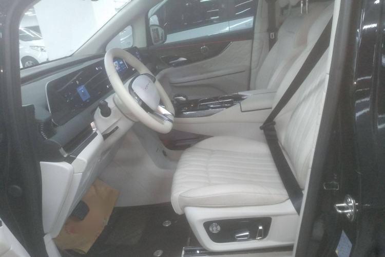 Used FORTHING Xinghai V9 2024 1.5TD 200km Qingyunti Series Premium Version Left Front Seat
