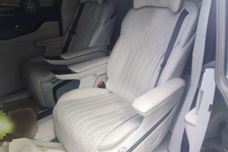 Used FORTHING Xinghai V9 2024 1.5TD 200km Qingyunti Series Premium Version Left Rear Seat