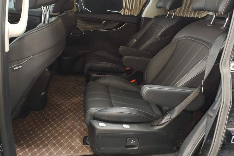 Used FORTHING Xinghai V9 2024 1.5TD 200km Chinese Knot Series Luxury Version Left Rear Seat