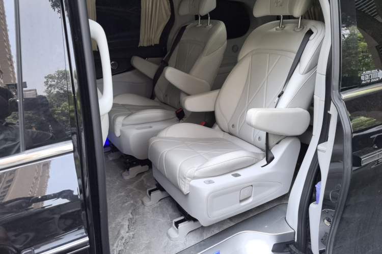 Used FORTHING Xinghai V9 2024 1.5TD 100km Chinese Knot Series Performance Edition Left Rear Seat