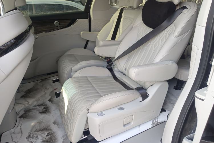 Used FORTHING Xinghai V9 2024 1.5TD 200km Chinese Knot Series Premium Edition Left Rear Seat