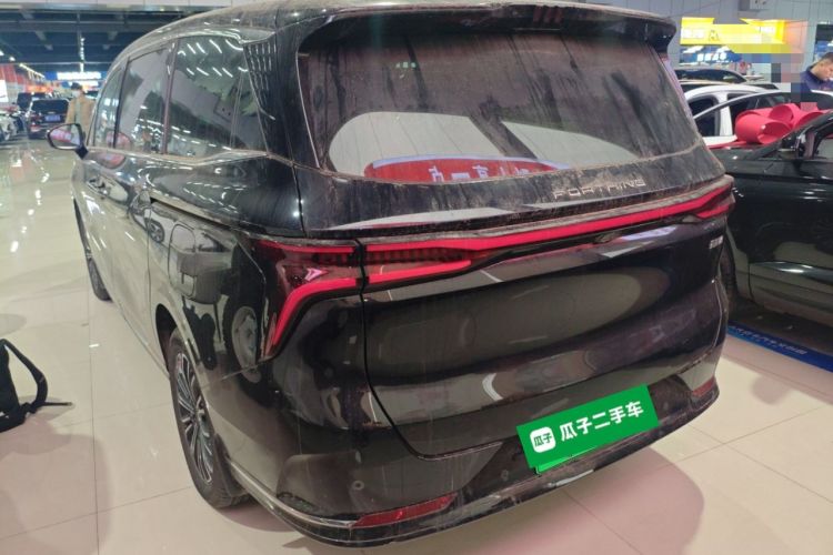 Used FORTHING Xinghai V9 2024 1.5TD 200km Chinese Knot Series Premium Edition Rear Left 45 Deg
