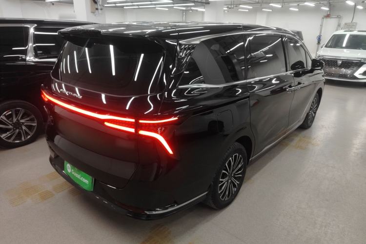 Used FORTHING Xinghai V9 2024 1.5TD 200km Chinese Knot Series Luxury Version Rear Right 45 Deg