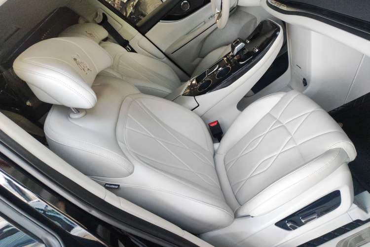 Used FORTHING Xinghai V9 2024 1.5TD 200km Chinese Knot Series Luxury Version Right Front Seat
