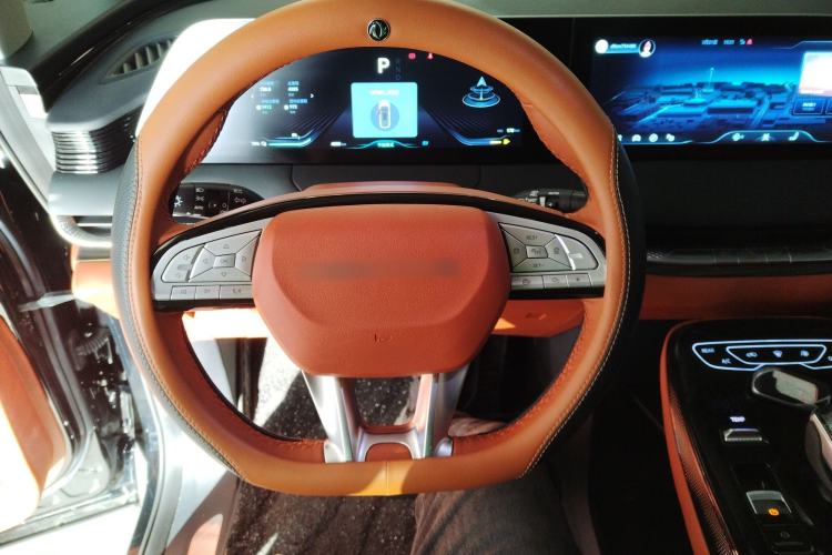 Used FORTHING Xinghai V9 2024 1.5TD 200km Qingyunti Series Flagship Edition Steering Wheel