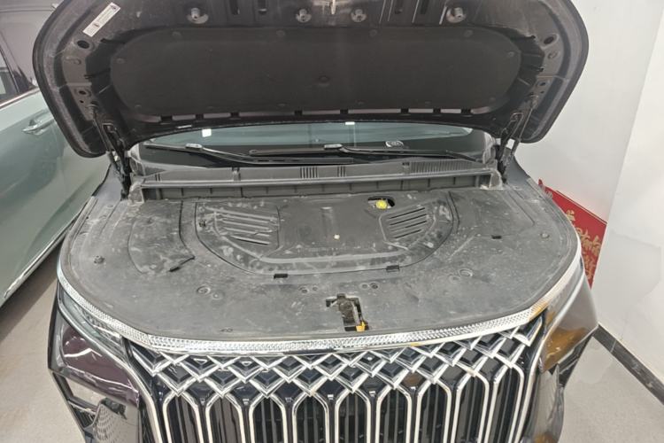 Used FORTHING Xinghai V9 2024 1.5TD 200km Chinese Knot Series Premium Edition Engine Bay