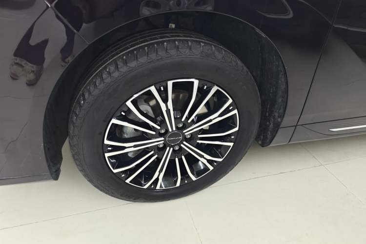 Used FORTHING Xinghai V9 2024 1.5TD 200km Qingyunti Series Premium Version Exterior 4