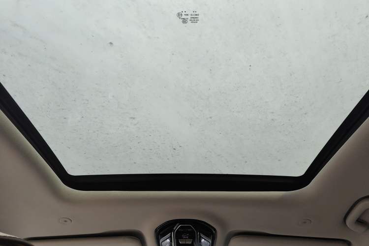 Used FORTHING Xinghai V9 2024 1.5TD 200km Qingyunti Series Premium Version Headliner