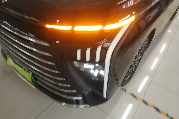 Used FORTHING Xinghai V9 2024 1.5TD 200km Qingyunti Series Premium Version Left Front Headlight