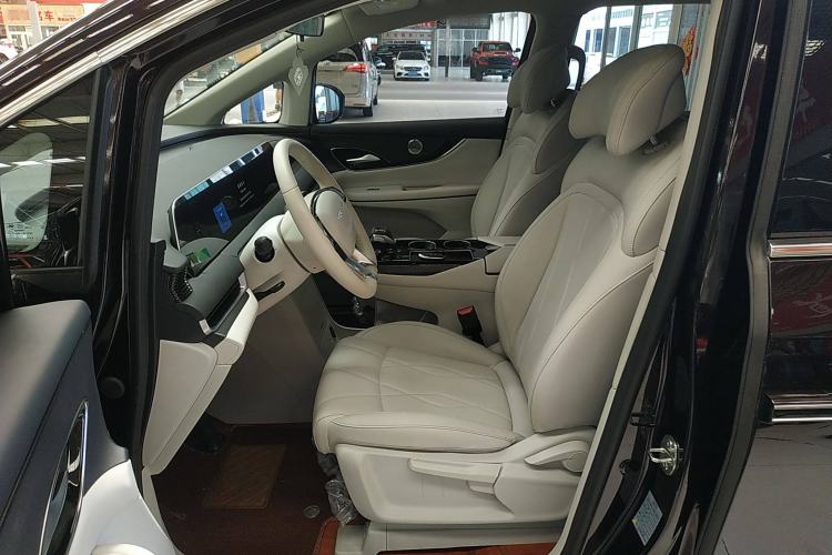 Used FORTHING Xinghai V9 2024 1.5TD 100km Chinese Knot Series Performance Edition Left Front Seat