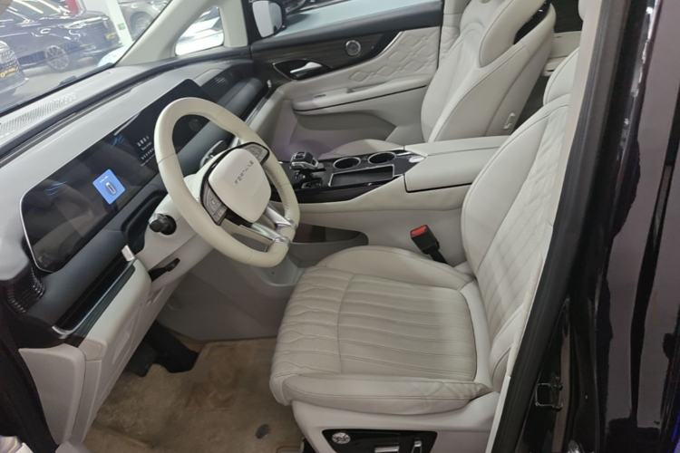 Used FORTHING Xinghai V9 2024 1.5TD 200km Chinese Knot Series Premium Edition Left Front Seat