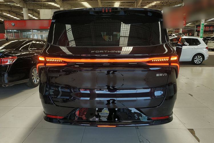 Used FORTHING Xinghai V9 2024 1.5TD 100km Chinese Knot Series Performance Edition Rear