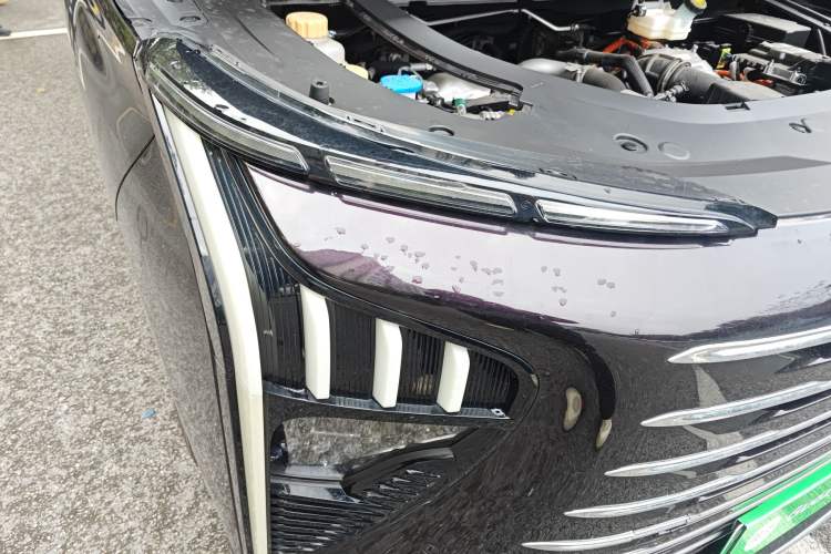 Used FORTHING Xinghai V9 2024 1.5TD 200km Qingyunti Series Flagship Edition Right Front Headlight