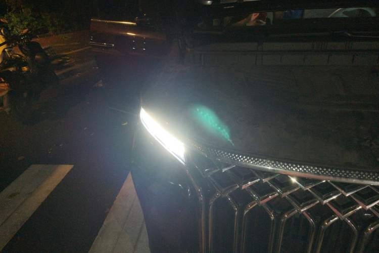 Used FORTHING Xinghai V9 2024 1.5TD 200km Chinese Knot Series Luxury Version Right Front Headlight