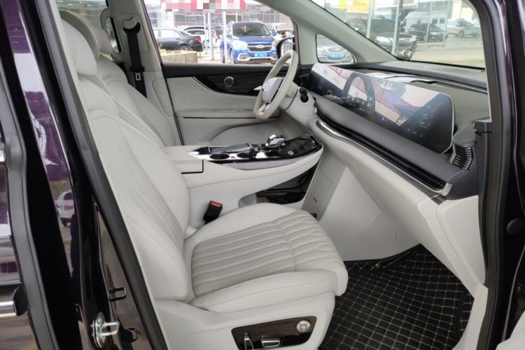 Used FORTHING Xinghai V9 2024 1.5TD 200km Qingyunti Series Premium Version Right Front Seat