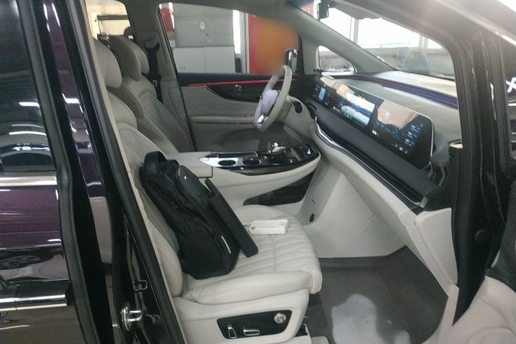 Used FORTHING Xinghai V9 2024 1.5TD 200km Qingyunti Series Premium Version Right Front Seat