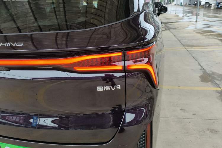 Used FORTHING Xinghai V9 2024 1.5TD 200km Qingyunti Series Premium Version Right Rear Taillight