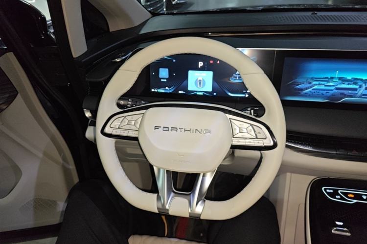 Used FORTHING Xinghai V9 2024 1.5TD 200km Qingyunti Series Premium Version Steering Wheel