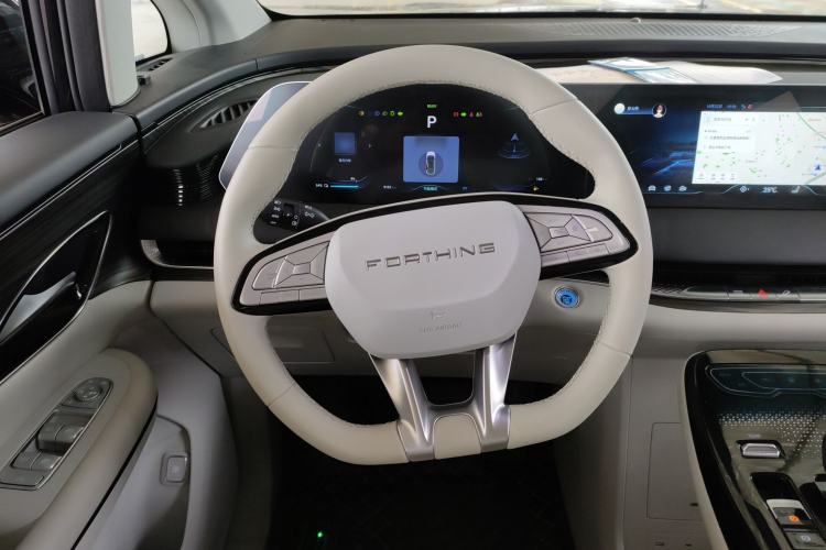 Used FORTHING Xinghai V9 2024 1.5TD 200km Qingyunti Series Premium Version Steering Wheel