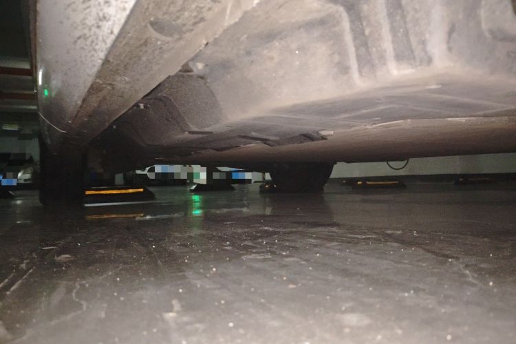 Used FORTHING Xinghai V9 2024 1.5TD 200km Chinese Knot Series Premium Edition Chassis Front Right