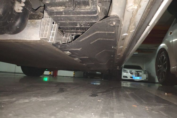Used FORTHING Xinghai V9 2024 1.5TD 200km Chinese Knot Series Premium Edition Chassis Rear Right