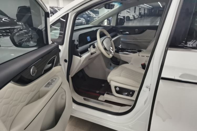 Used FORTHING Xinghai V9 2024 1.5TD 200km Qingyunti Series Premium Version Driver Seat