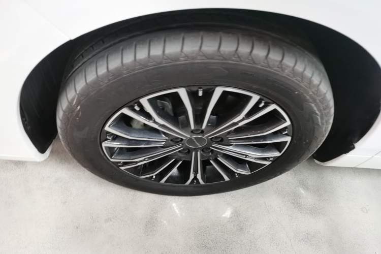 Used FORTHING Xinghai V9 2024 1.5TD 200km Qingyunti Series Premium Version Exterior 7