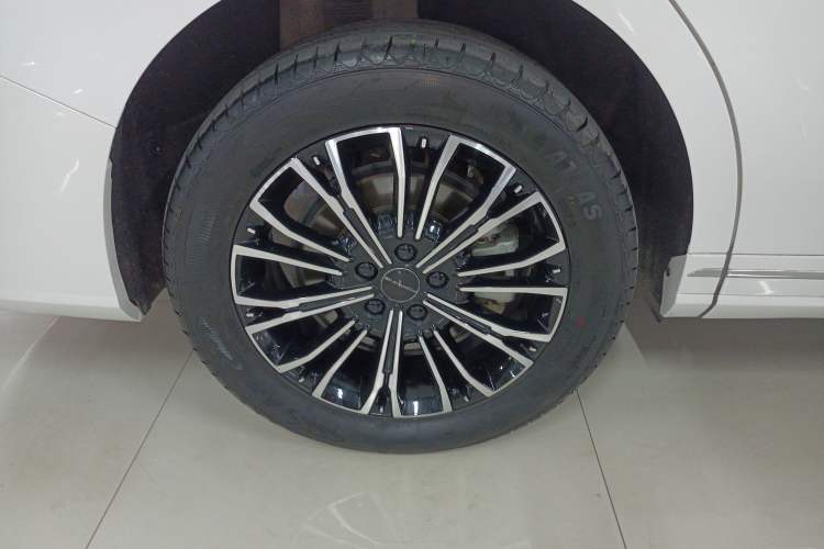 Used FORTHING Xinghai V9 2024 1.5TD 200km Qingyunti Series Premium Version Exterior 8