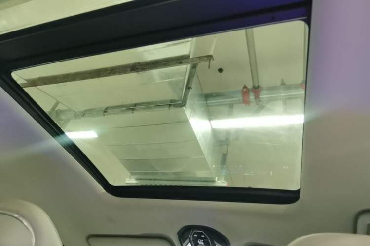 Used FORTHING Xinghai V9 2024 1.5TD 200km Qingyunti Series Premium Version Headliner